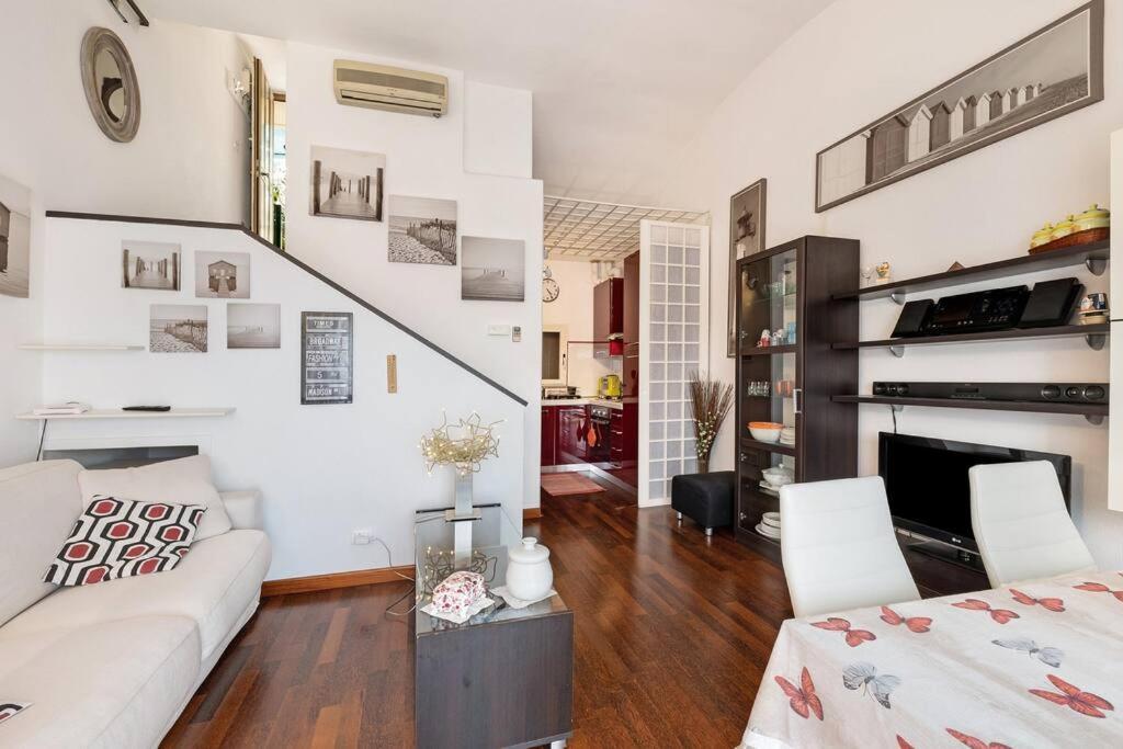 Appartamento Al 37 Vista Mare E Colline Finale Ligure Esterno foto