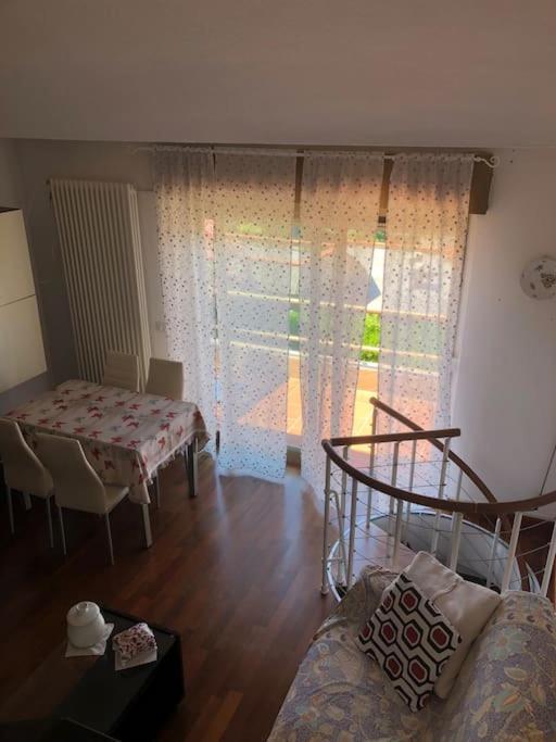 Appartamento Al 37 Vista Mare E Colline Finale Ligure Esterno foto